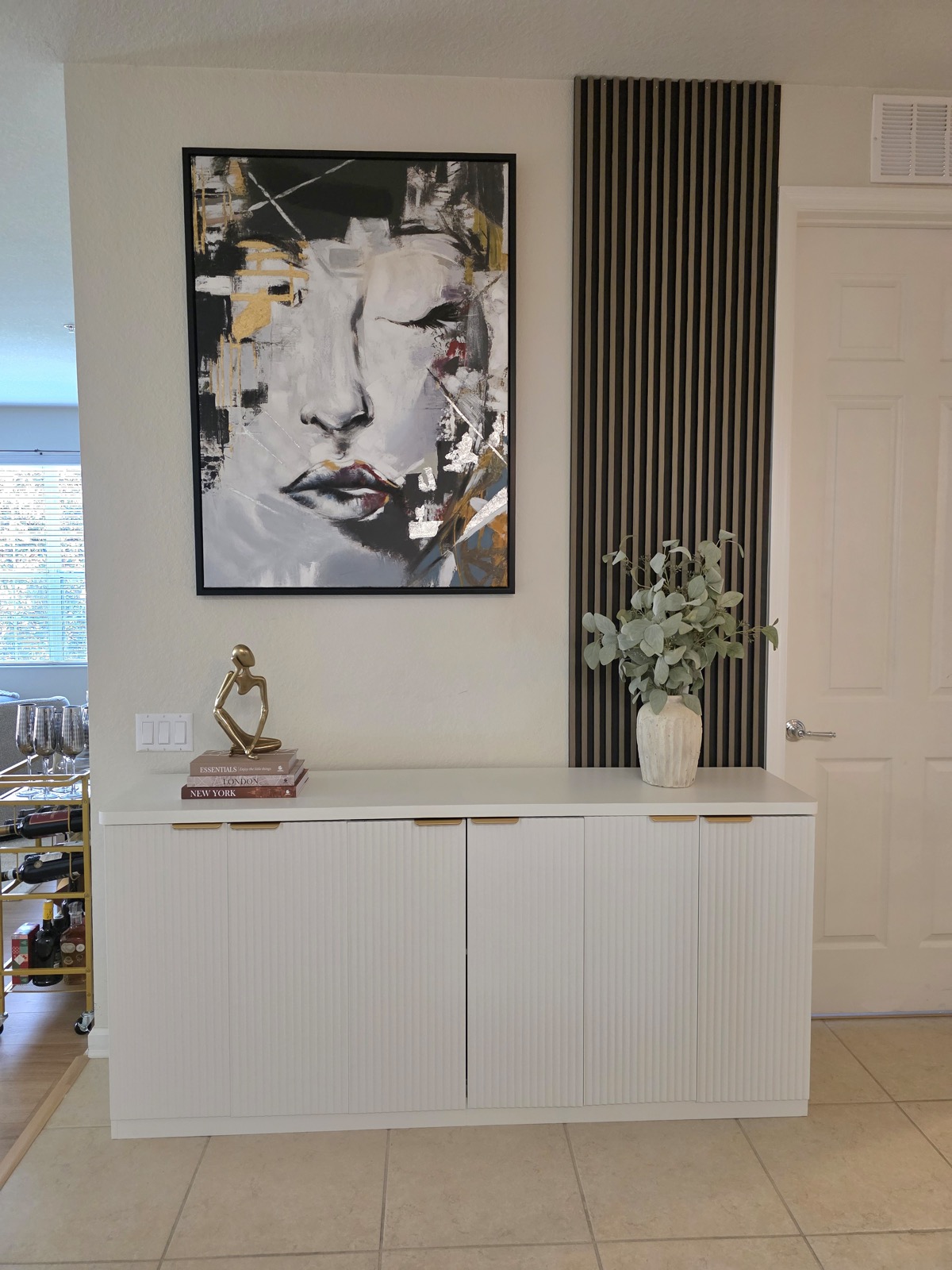Staged living area, Tampa Bay FL