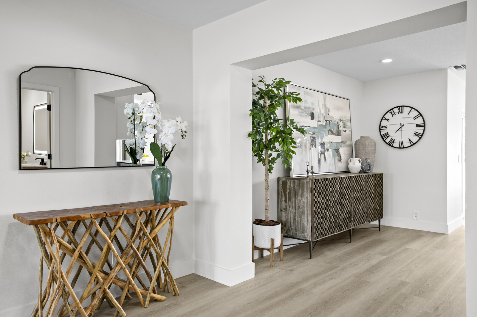 Professionally staged home in Redington Beach, FL